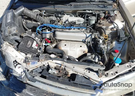 1995 Honda Accord Lx/Ex z USA, uszkodzony, nr VIN 1HGCD5535SA102488